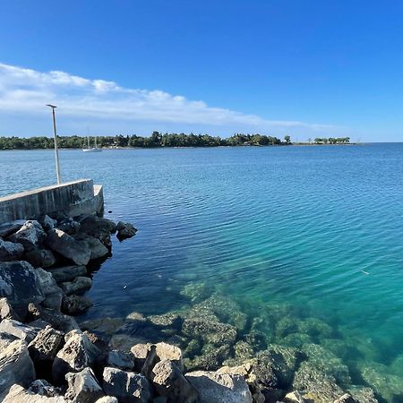 Todor Seaside Apartments Lovrečica Eksteriør billede